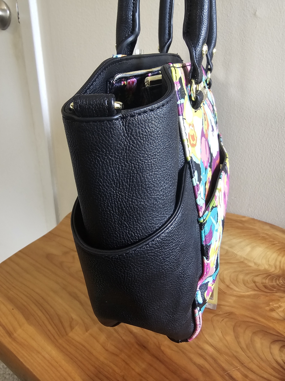 Betsey Johnson Black Trim Floral Shoulder Bag - Picture 5 of 12